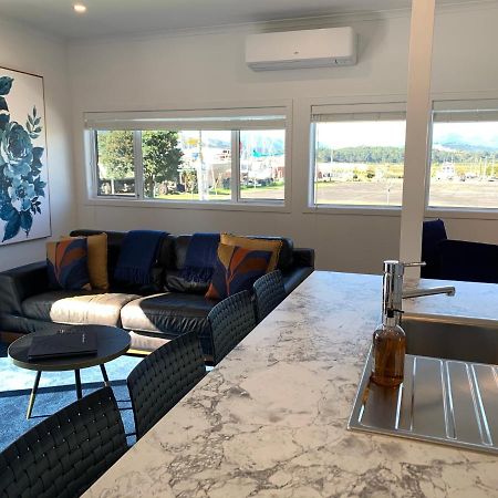 Coromandel Town Harbourside Cottage Luxury Accommodation Eksteriør billede