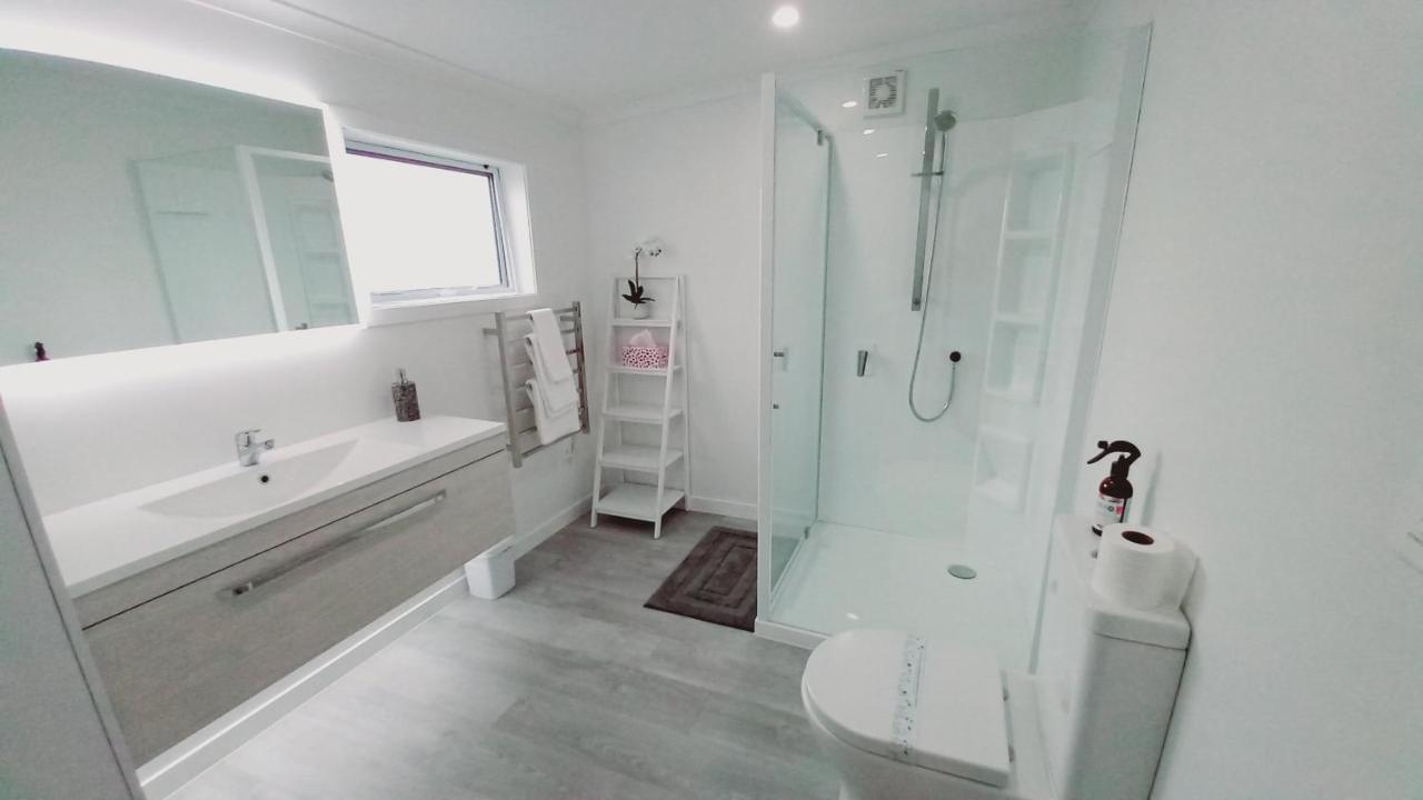 Coromandel Town Harbourside Cottage Luxury Accommodation Eksteriør billede