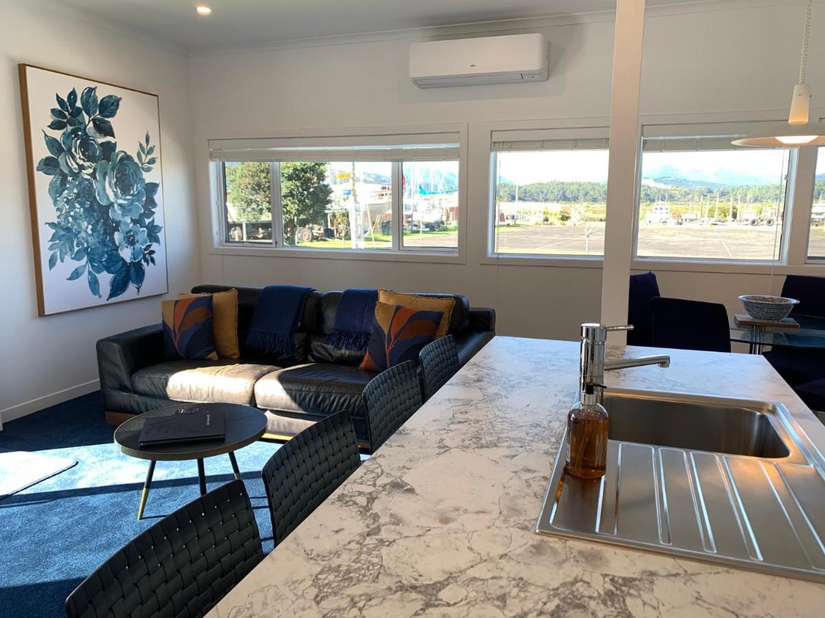 Coromandel Town Harbourside Cottage Luxury Accommodation Eksteriør billede