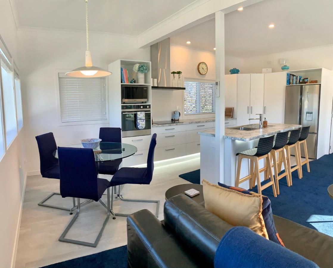 Coromandel Town Harbourside Cottage Luxury Accommodation Eksteriør billede